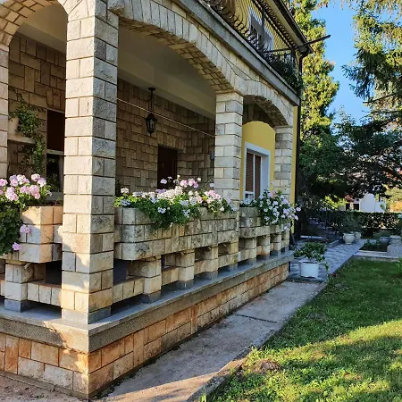 Apartment Paris 3 Umag