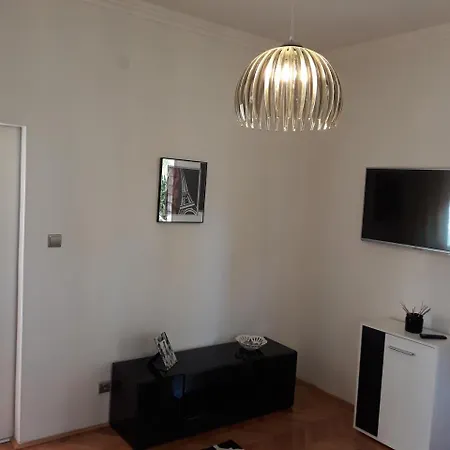 Apartment Paris 3 Umag